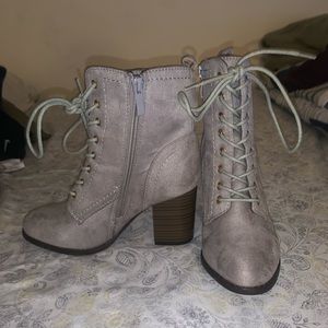Journey collection booties